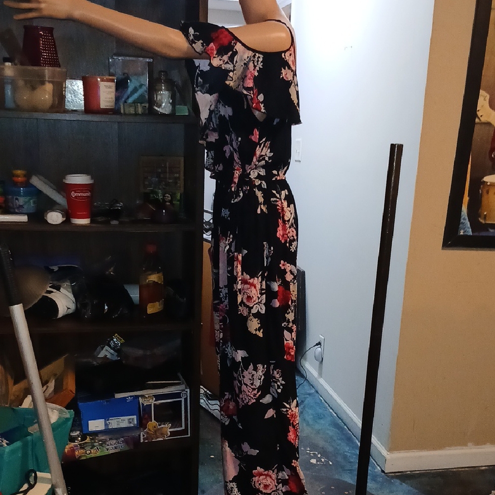 Xhilaration Black and Pink Floral Jumpsuit - Picture 5 of 11